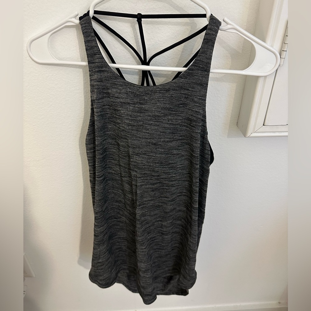 Lululemon workout tank with built in bra! In great condition